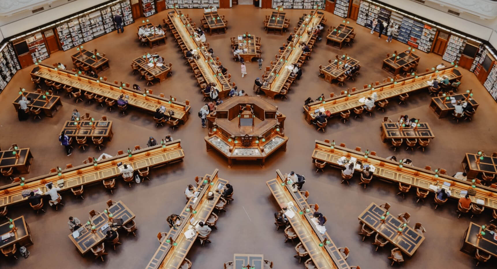 5 Best Practices for Building Lasting Alumni Bonds