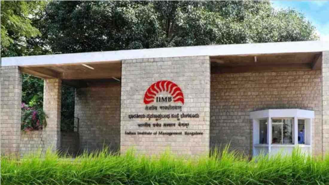 IIM Bangalore alumni event with fundraising success